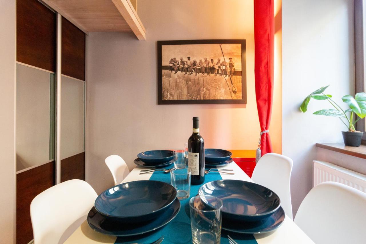 Lilly Apartment Main Train Station Old Town By The Castle Suites Cracovie Extérieur photo
